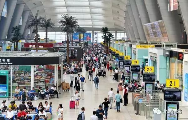 国内第一座高铁站在哪里,国内第一座高铁站