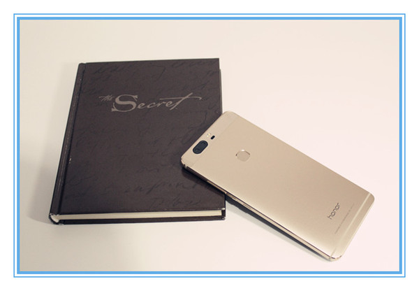 华为推出光荣v8图片,华为v8pro和光荣v8