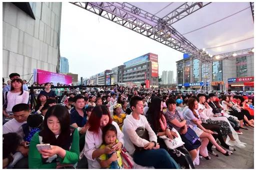 奥克斯广场杯菲尚·星方向少儿模特盛典青岛华丽落幕