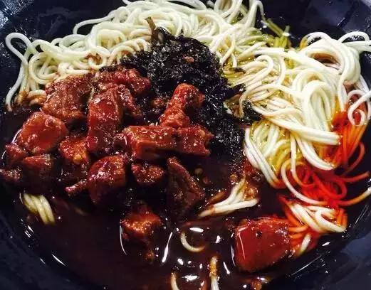 上海最好吃的老字号面,沪上十大人气美食面馆