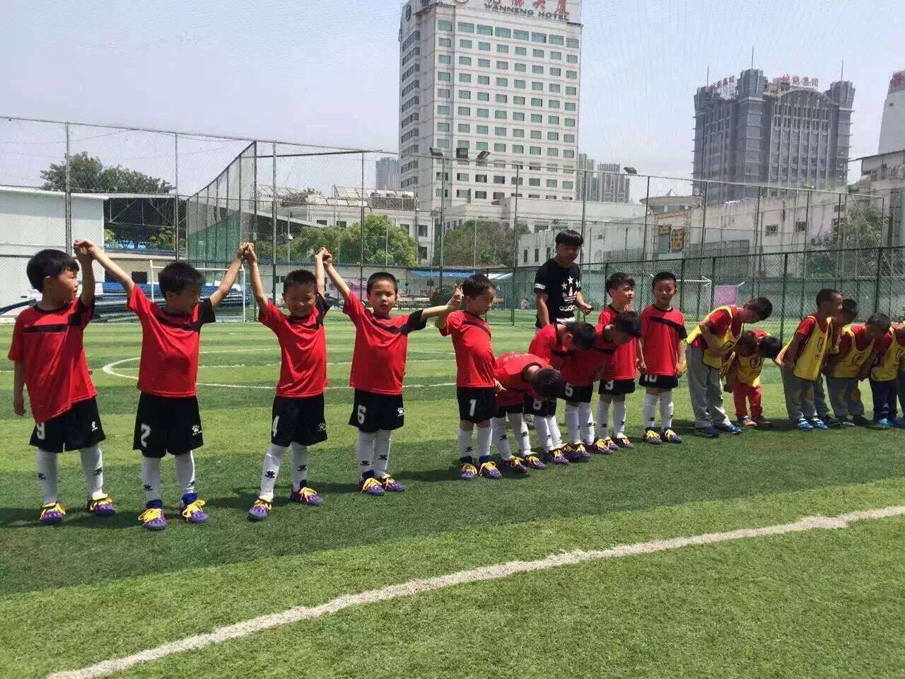 国安u12梯队通州热身赛,北京中赫国安u12梯队名单