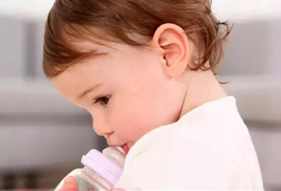 香港奶粉跟大陆买的进口奶粉区别,香港奶粉和大陆奶粉区别