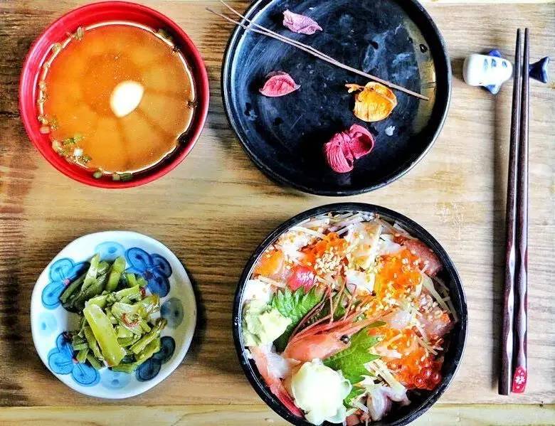 同样是日料，为什么偏偏是这8家被爆了……