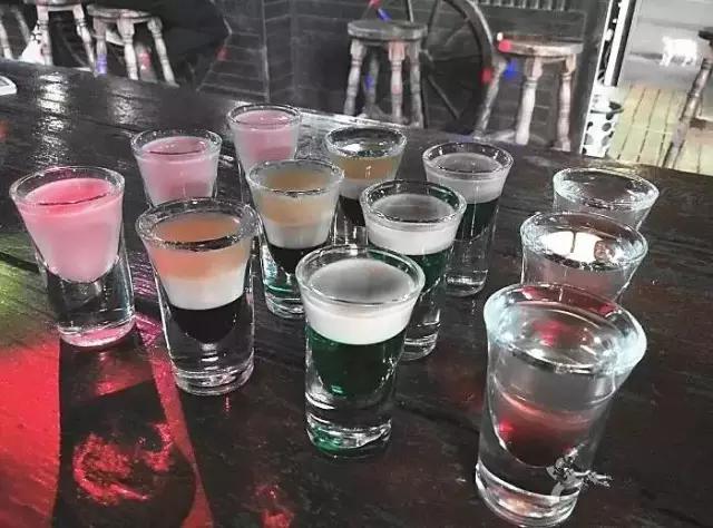 武汉18号酒馆欧洲杯看球好去处,欧洲杯看球酒吧上海