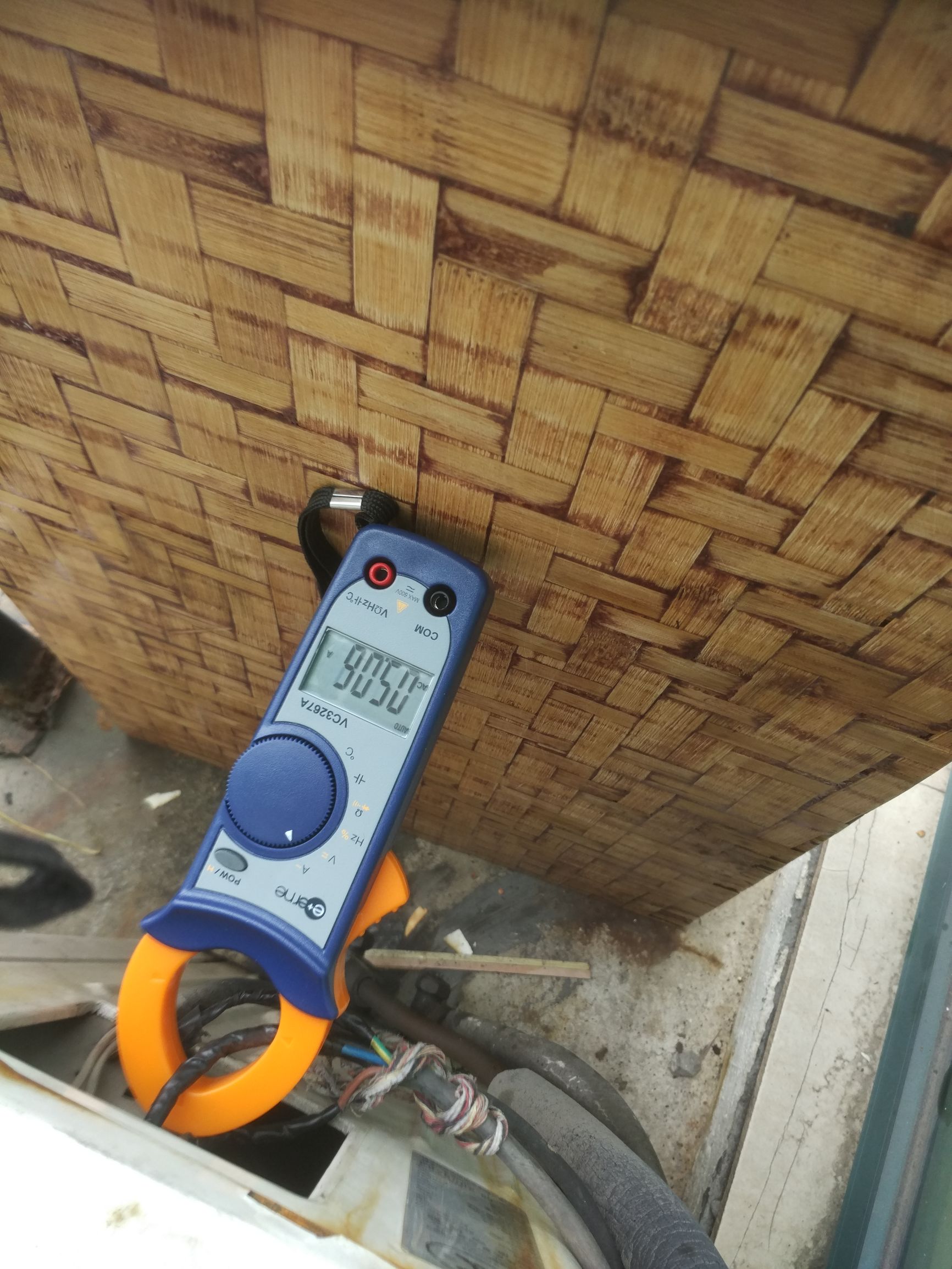 空调换电容的正确方法,给柜机空调加氟的操作流程