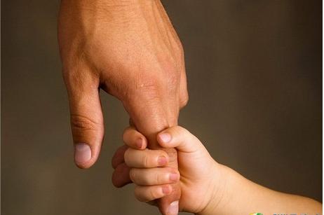 父亲，是我们的根/曾德广