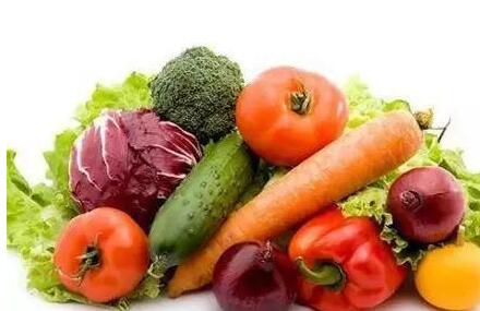 背上长痘痘的原因改善方法,背上长痘痘的原因和治疗方法