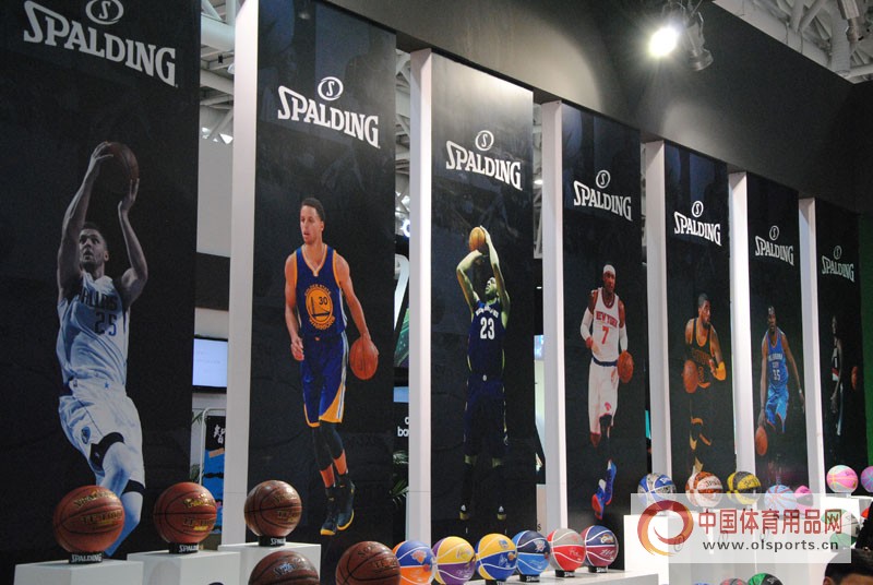 YONEX、阿迪达斯、斯伯丁三大品牌携球类新品重磅亮相