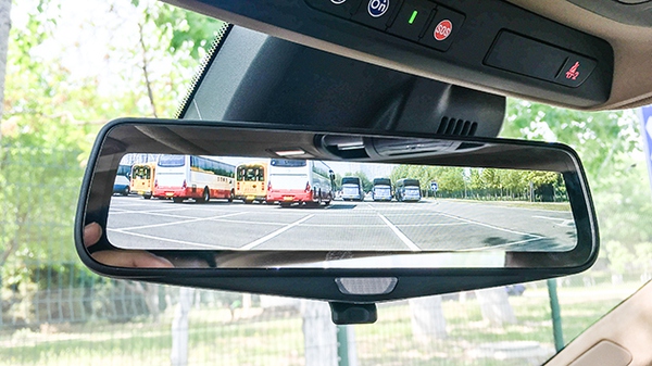 开眼角后视镜会变大吗,后视镜改凸面镜