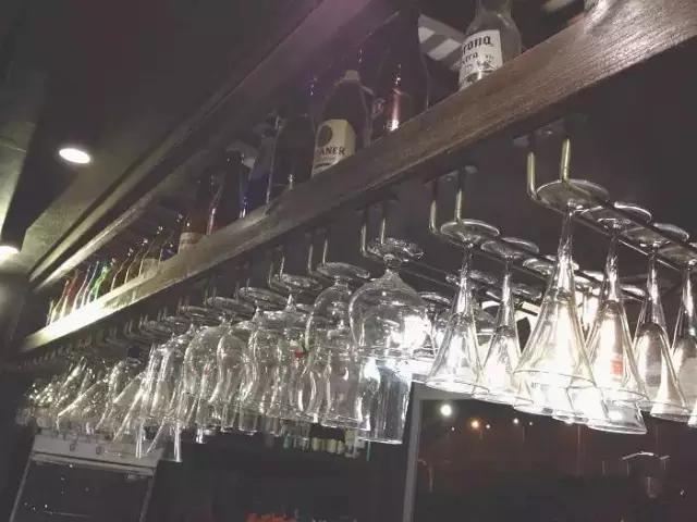 武汉18号酒馆欧洲杯看球好去处,欧洲杯看球酒吧上海