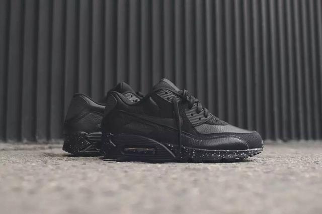 这双鞋，你一定知道。