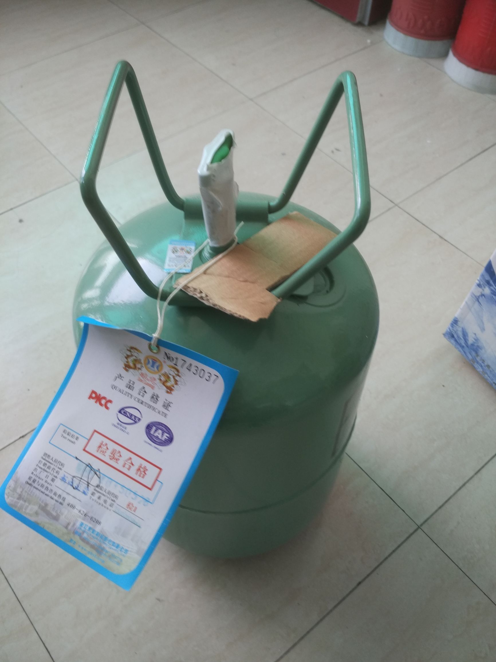 空调换电容的正确方法,给柜机空调加氟的操作流程