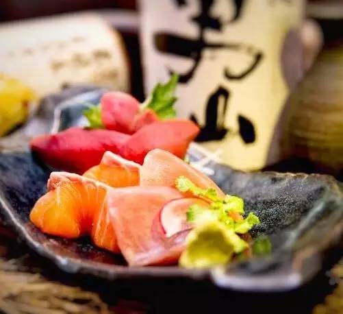 同样是日料，为什么偏偏是这8家被爆了……