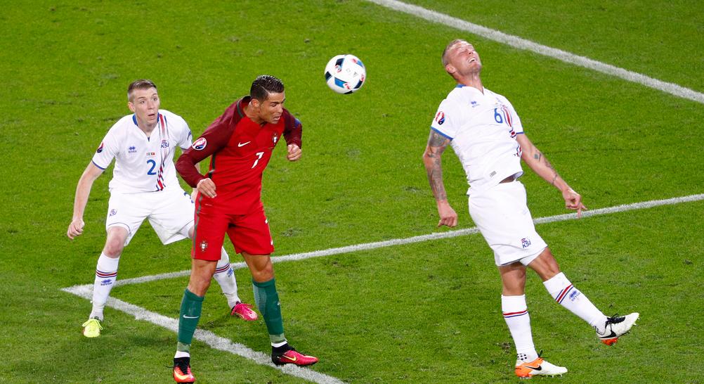 欧洲杯葡萄牙vs德国c罗长途奔袭,欧洲杯预选赛c罗绝杀冰岛