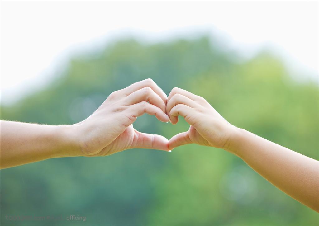 父亲，是我们的根/曾德广