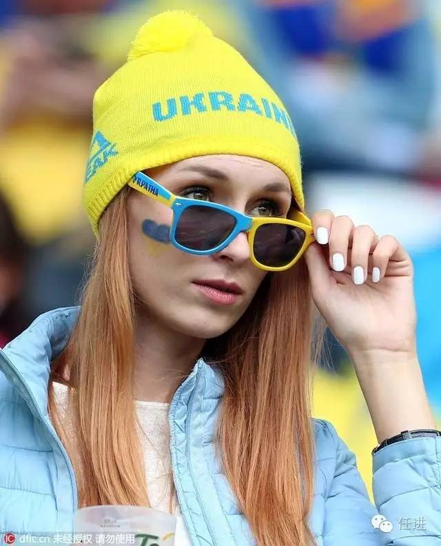 瓒崇悆鍓緫婊戣藩鍚堥泦,瓒崇悆鍘熷湴鑸旂悆