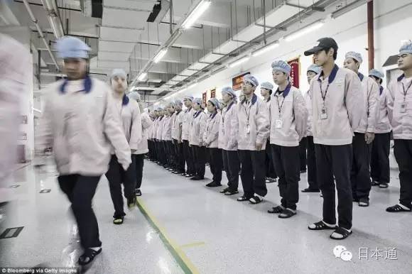 日本人参观中国比亚迪汽车,日本人参观中国的汽车厂