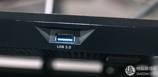 做工精良,外观大气,配置强悍~测NETGEAR美国网件Nighthawk夜鹰R6900别墅级无线路由