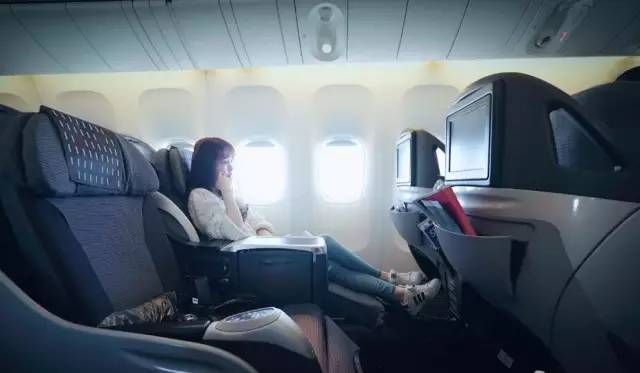 买机票为什么要等航空公司确认,订机票有选大航空公司的必要吗