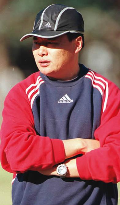 草根足球集会有意思,草根足球队战胜豪门