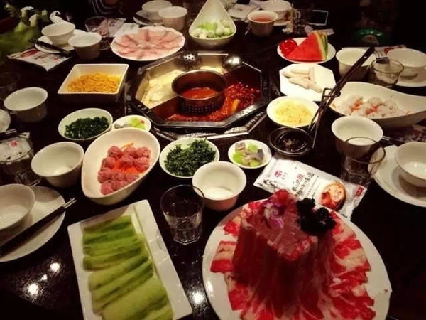 上海明星开的餐厅特贵,哪些明星开的餐厅比较靠谱