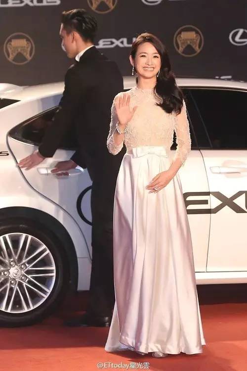 肿胀还是变胖？爱晒娃的范范又双叒叕变脸，这是要崩坏的节奏咩？