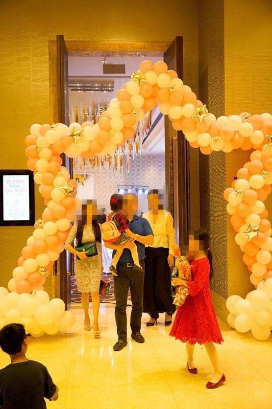 百日宴创意图片,卡通百日宴模板