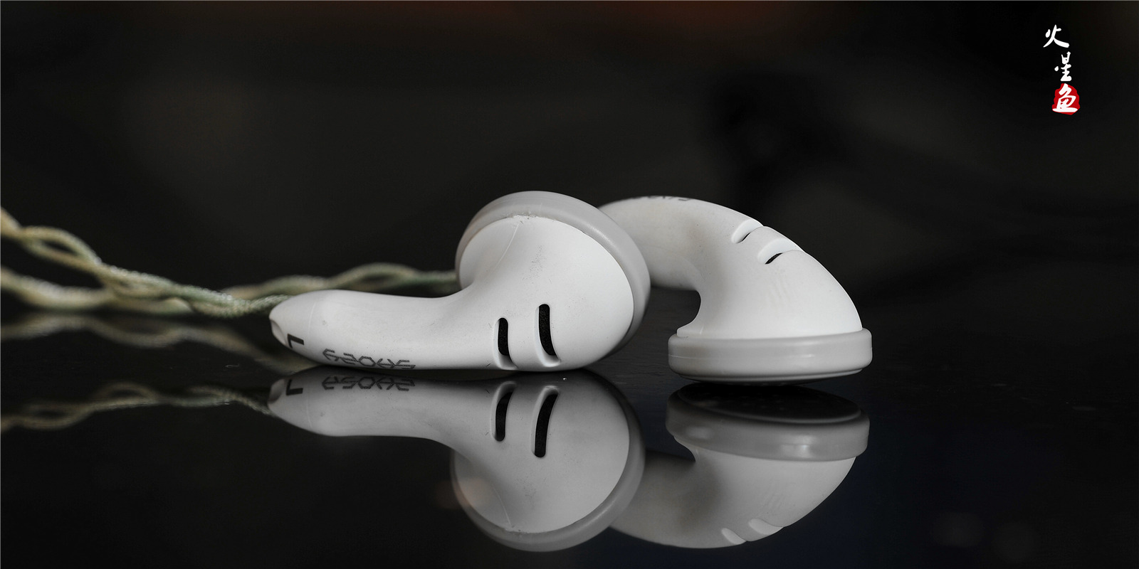 不入耳耳塞好吗,平头耳塞和半入耳式区别