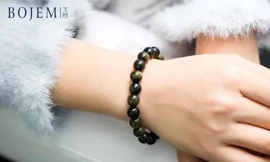 戴自己所属生肖的饰品好吗,戴吉祥物看生肖还是五行