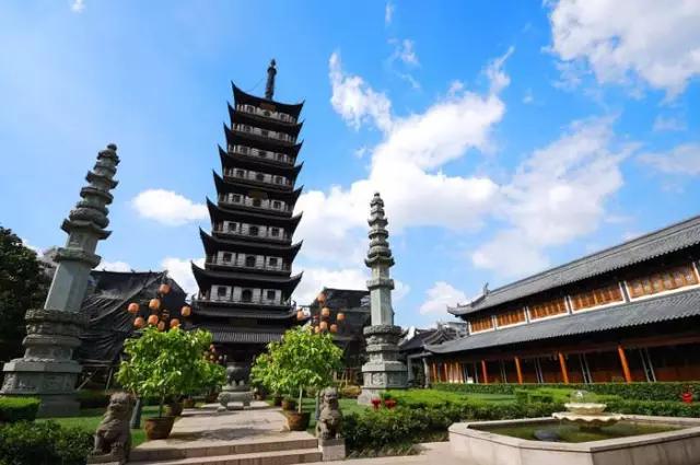 上海真如寺佛塔,虔诚的敬仰