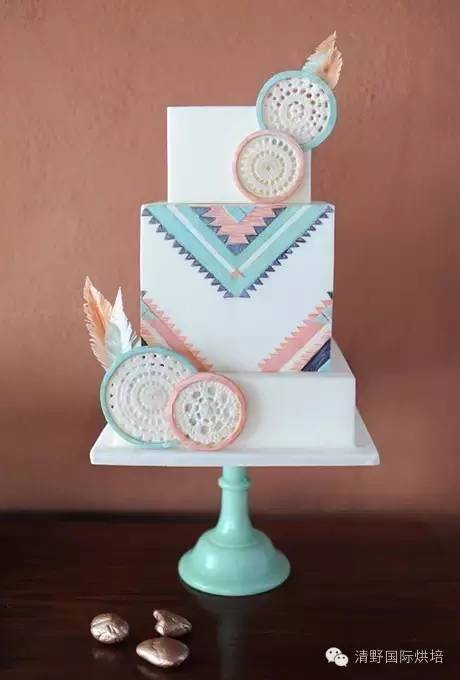 翻糖婚礼蛋糕怎么做,婚礼翻糖蛋糕制作大师