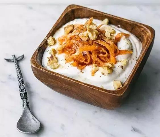 酸奶是疯了么、和谁都能有一腿、这么*交滥**真的好么？