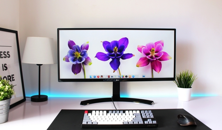 隔壁老王的办公桌抖音,隔壁老王的餐桌