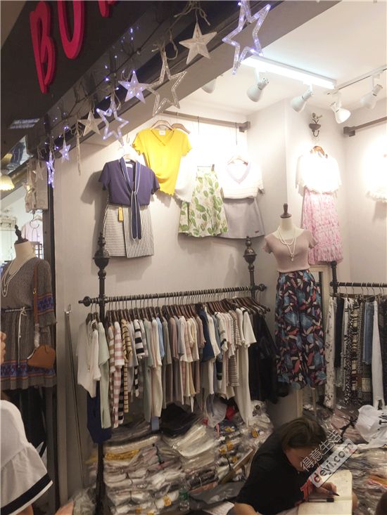 揭秘淘宝店铺和企业店铺,揭秘淘宝衣服进货渠道