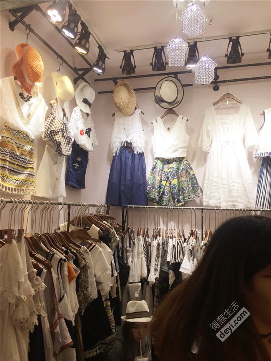 揭秘淘宝店铺和企业店铺,揭秘淘宝衣服进货渠道