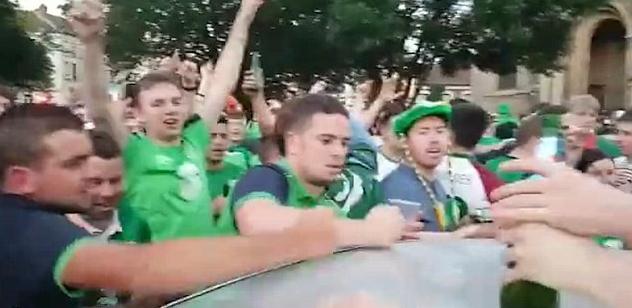 爱尔兰球迷发声,爱尔兰球迷感动世界