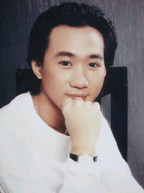 讲述黄家驹永远的光辉岁月,黄家驹从海阔天空到光辉岁月