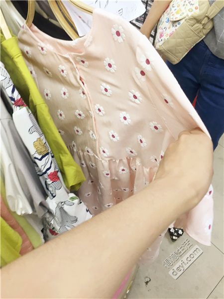 揭秘淘宝店铺和企业店铺,揭秘淘宝衣服进货渠道