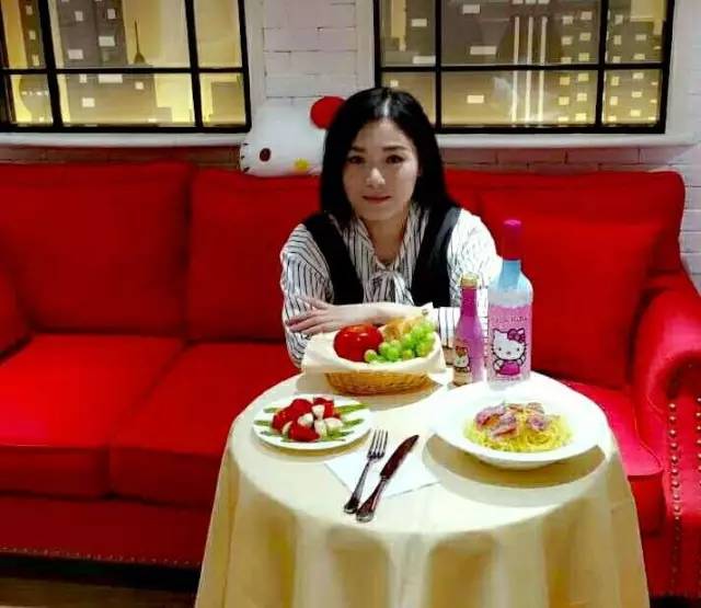 颜高huohao有内涵，杭州这些调酒师za不上天！