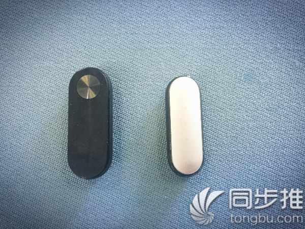 小米手环2充电震动怎么回事,小米手环2怎么连接苹果手机