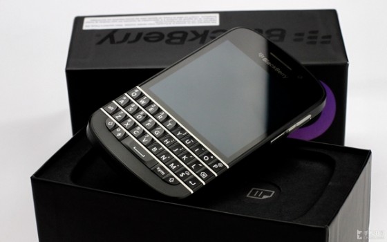 黑莓classic沦落为功能机,黑莓暂停服务