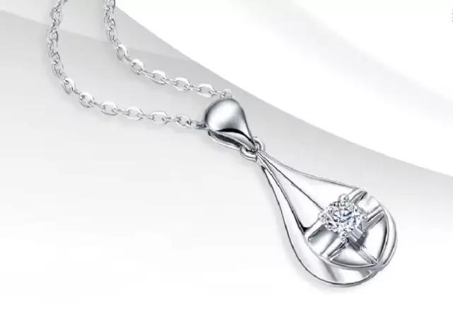 闪盟珠宝夏日献礼，闻香识女人系列璀璨上市