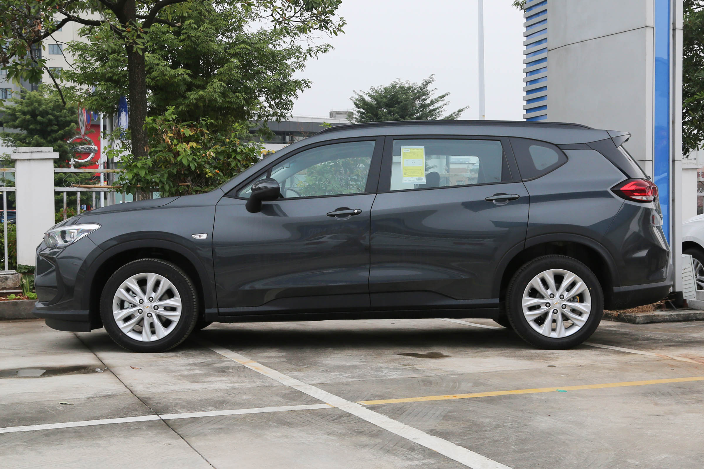 雪佛兰沃兰多高配版七座价格图片,全新雪佛兰沃兰多七座高配价格