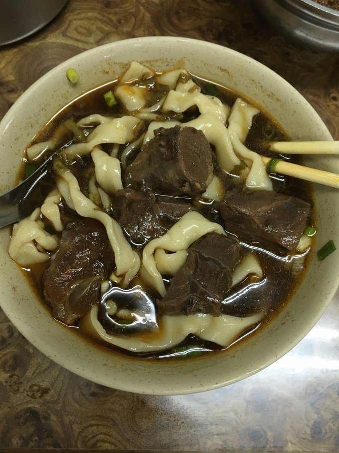 一路惊喜旅行,一路惊喜飞鸟和蝉