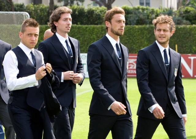 完胜！布冯领军呆梨复仇斗牛士