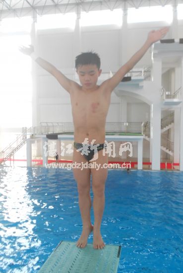 湛江郑植群、黎欣怡、梅颖芯、黄睿四将跻身