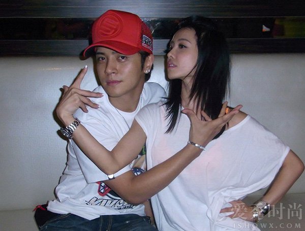 罗志祥和蔡依林同台撩蔡依林,罗志祥蔡依林演唱会叫蔡依林阿姨