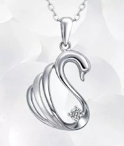 闪盟珠宝夏日献礼，闻香识女人系列璀璨上市