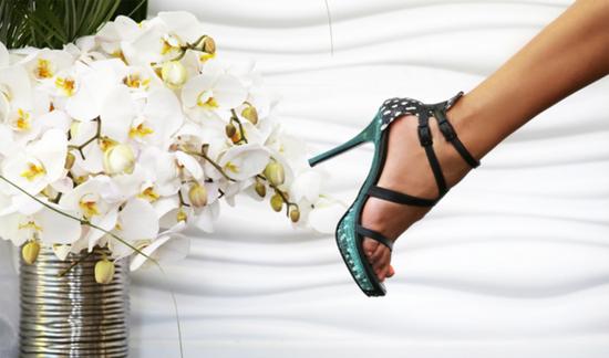 黑科技智能穿戴鞋,没有设计师的高跟鞋大师