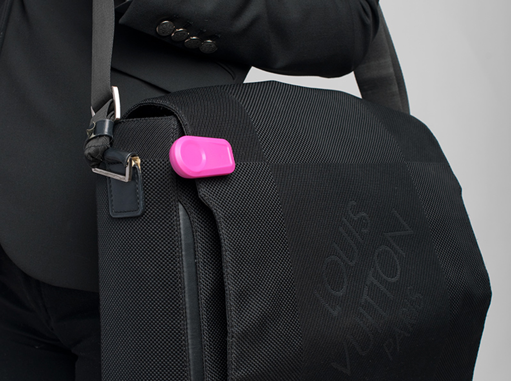 单身女性经常独自出行？你需要这些能够保护你的发明